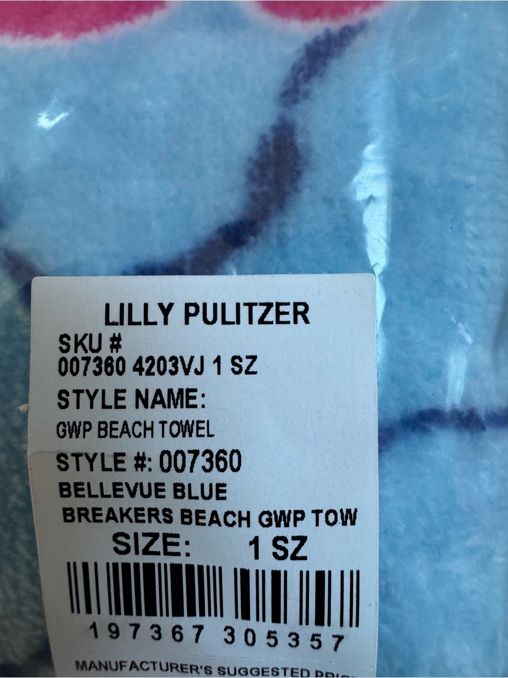 Lilly Pulitzer Beach Towel in BELLEVUE BLUE BREAKERS BEACH GWP - Picture 3 of 6